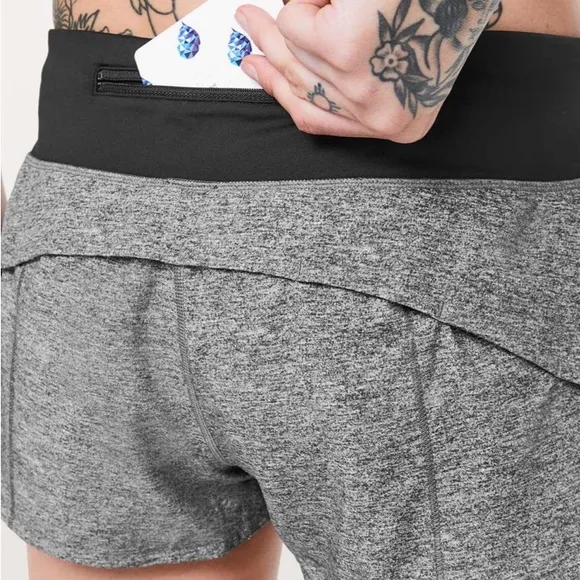 ✨ Lululemon Speed Up Short *2.5&quot;Heather Lux Multi Black / Black size 6