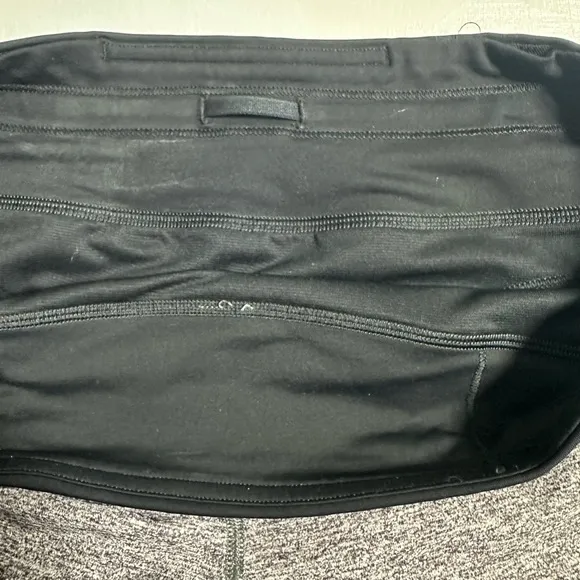 ✨ Lululemon Speed Up Short *2.5&quot;Heather Lux Multi Black / Black size 6