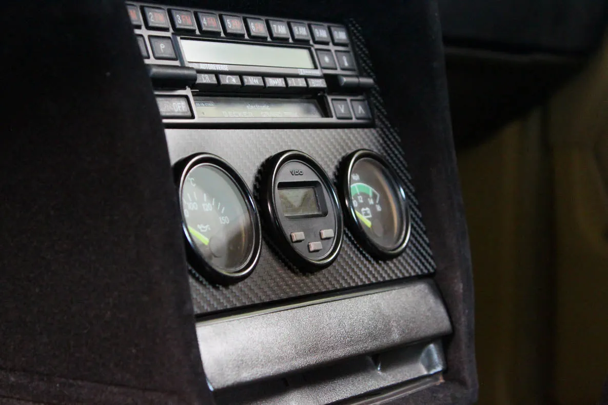 190E (W201) - Control kit - Carbon fiber trim - 4 PIECES