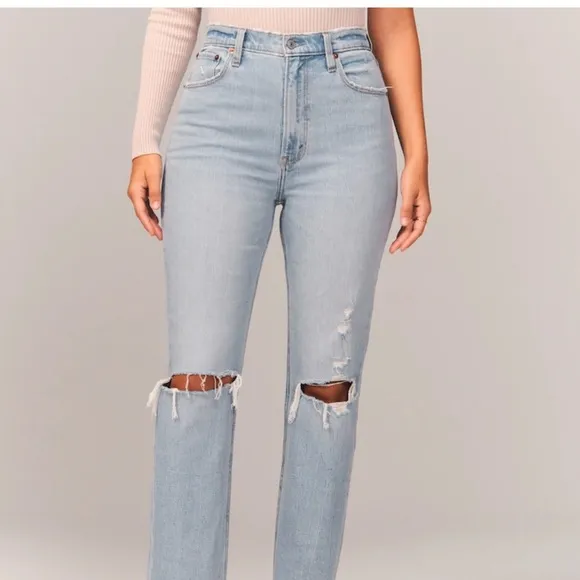 ABERCROMBIE AND FITCH CURVE LOVE ANKLE STRAIGHT ULTRA HIGH RISE JEAN