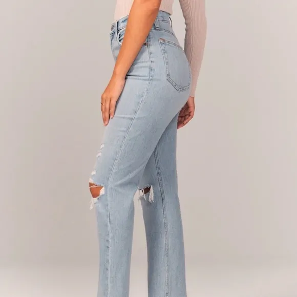 ABERCROMBIE AND FITCH CURVE LOVE ANKLE STRAIGHT ULTRA HIGH RISE JEAN