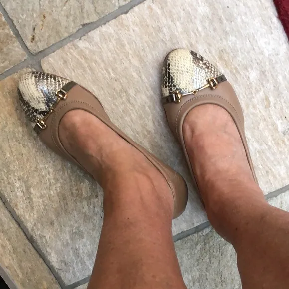 AGL Shoes, size 38 1/2 (7.5 to 8) genuine leather. Pristine