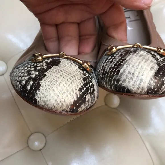 AGL Shoes, size 38 1/2 (7.5 to 8) genuine leather. Pristine