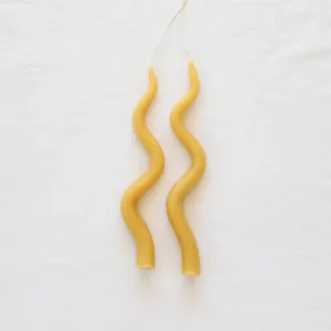 Artisanal Wavy Tapered Candles | Natural