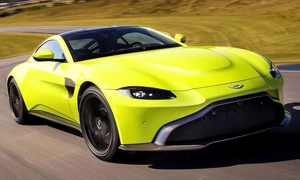 Aston Martin New Vantage Carbon Fiber Exterior Pack