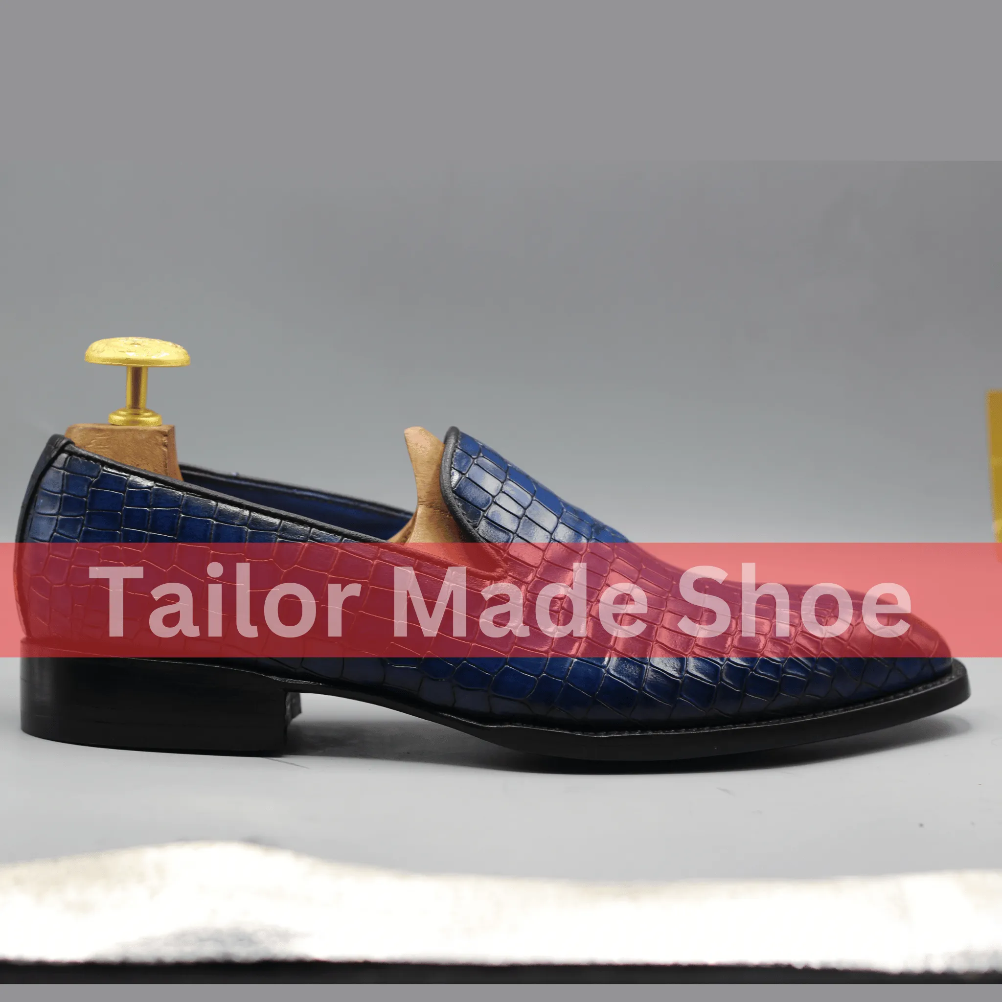 Bespoke Blue Crocodile-Embossed Shoes – Stylish Handmade Formal Loafers Premium Blue Crocodile-Pattern Shoes – Handmade Luxury for Men
