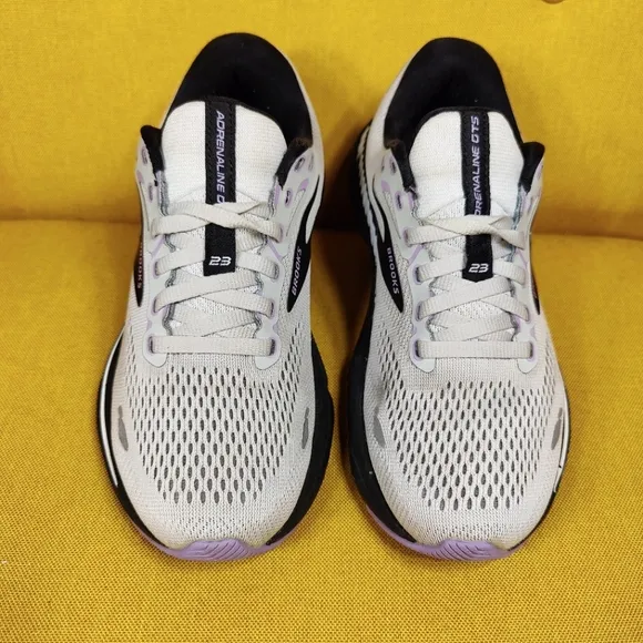 Brooks Adrenaline GTS 23 Women's Sneakers Gray/Black/Purple Running Shoe Size 7B