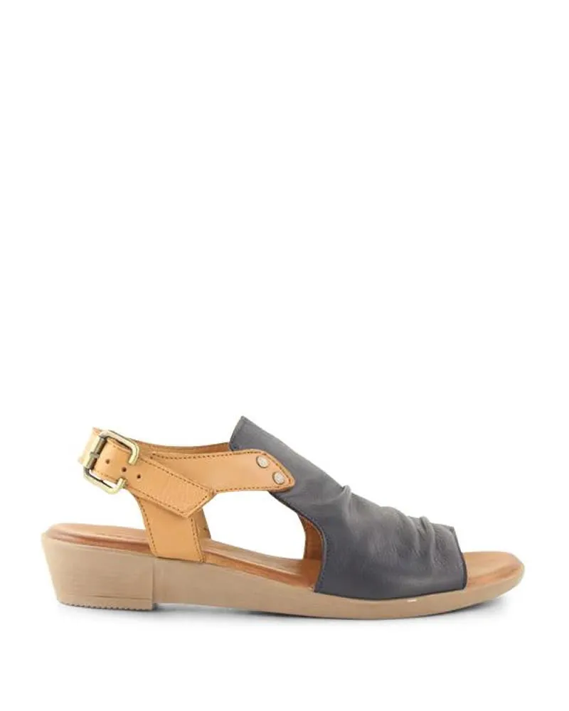 Bueno Shoes Aliah Leather Sandals