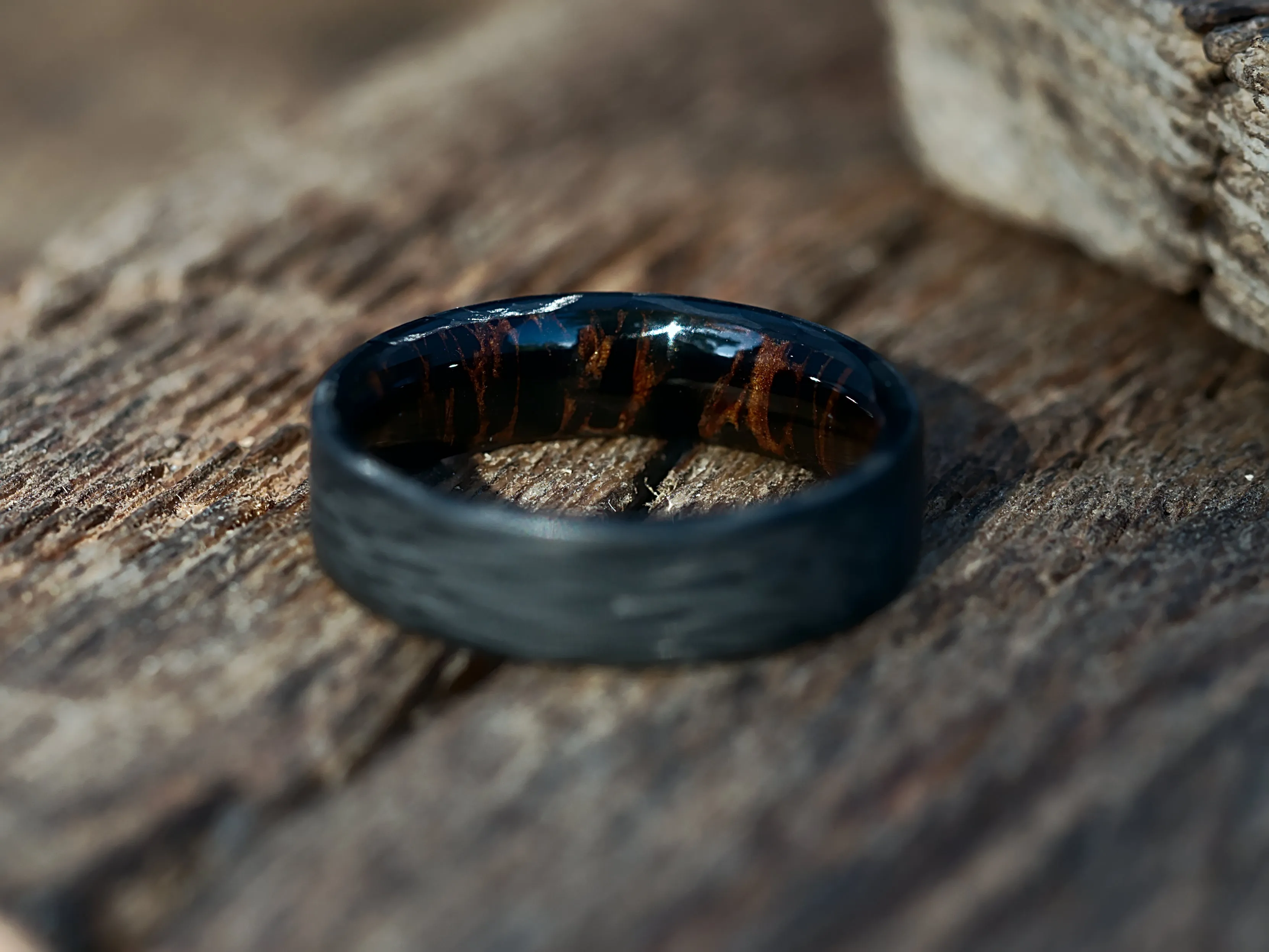 Carbon Case (Black Palm)