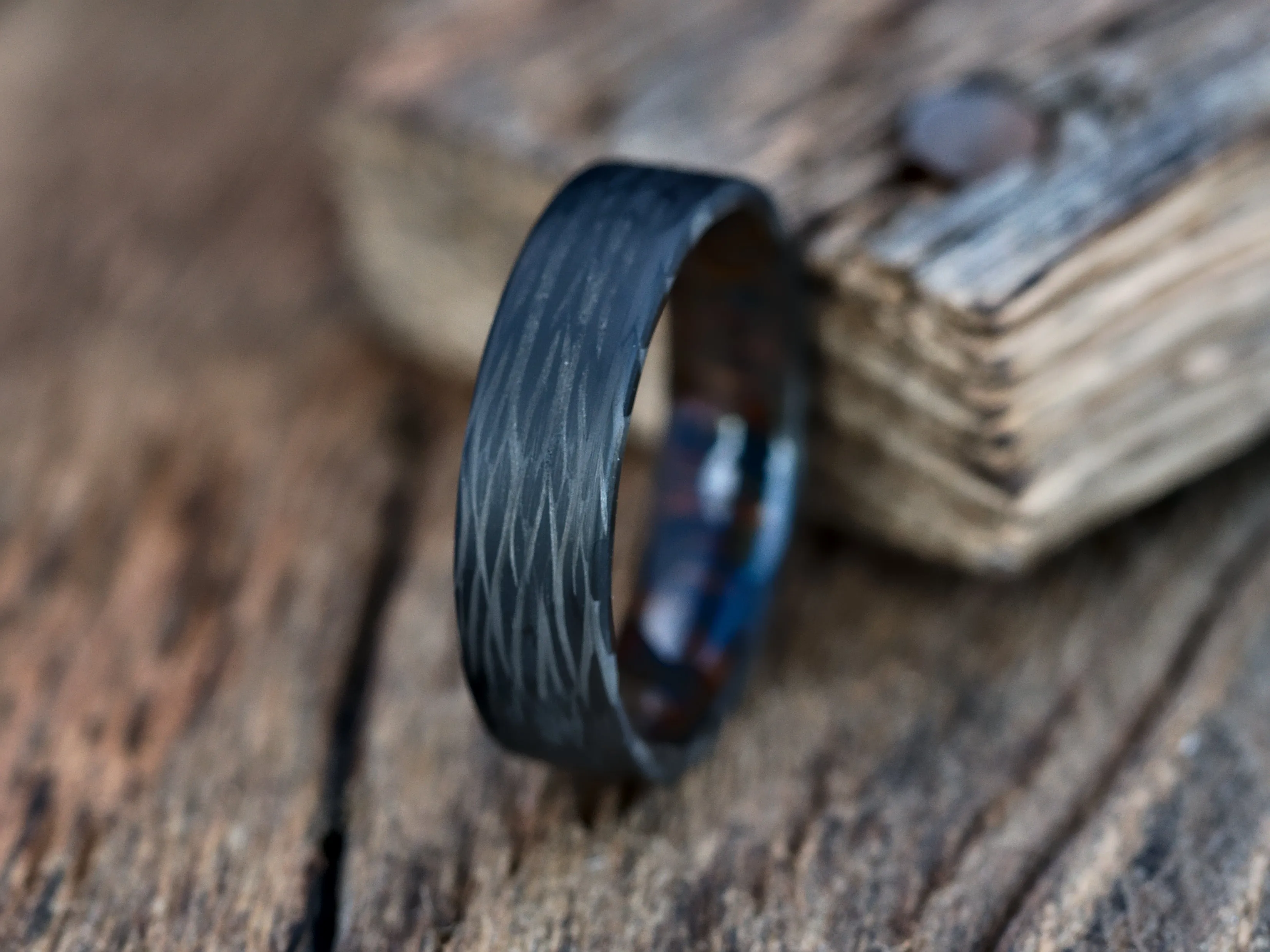 Carbon Case (Black Palm)
