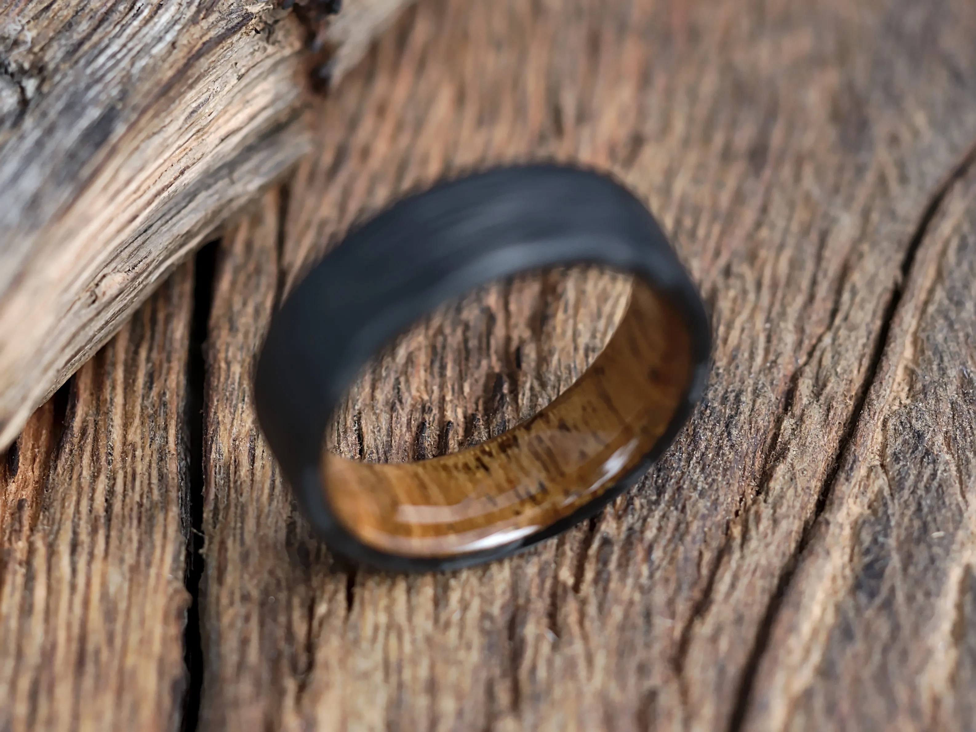 Carbon Case (Teak)