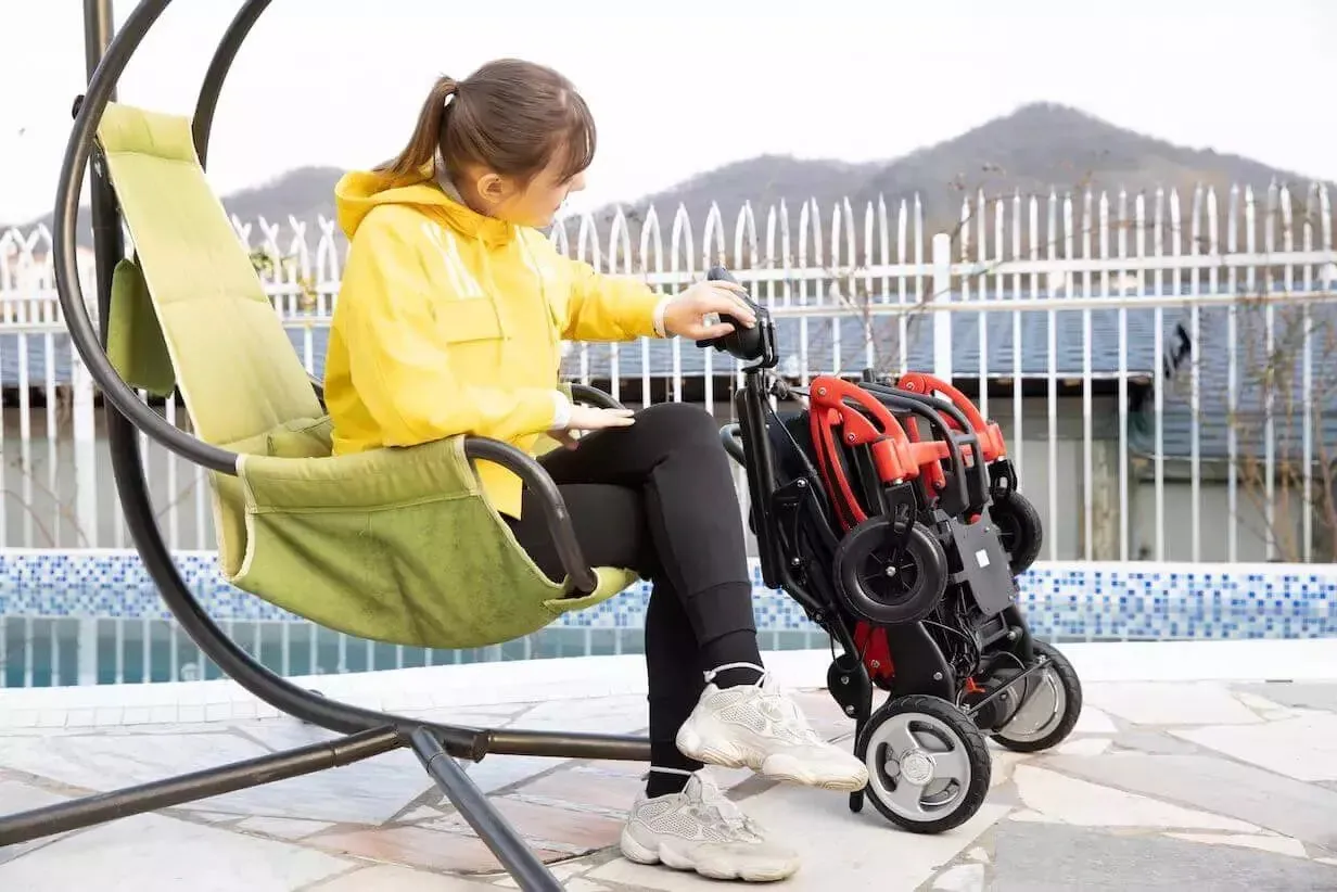 Carbon Fiber Folding Lithium Power Wheelchair