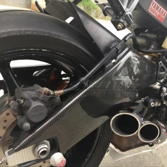 Carbon Fiber Rear Swingarm Frame Guard  Carbon Fiber Fairing Cowling  Carbon R6 - Rear