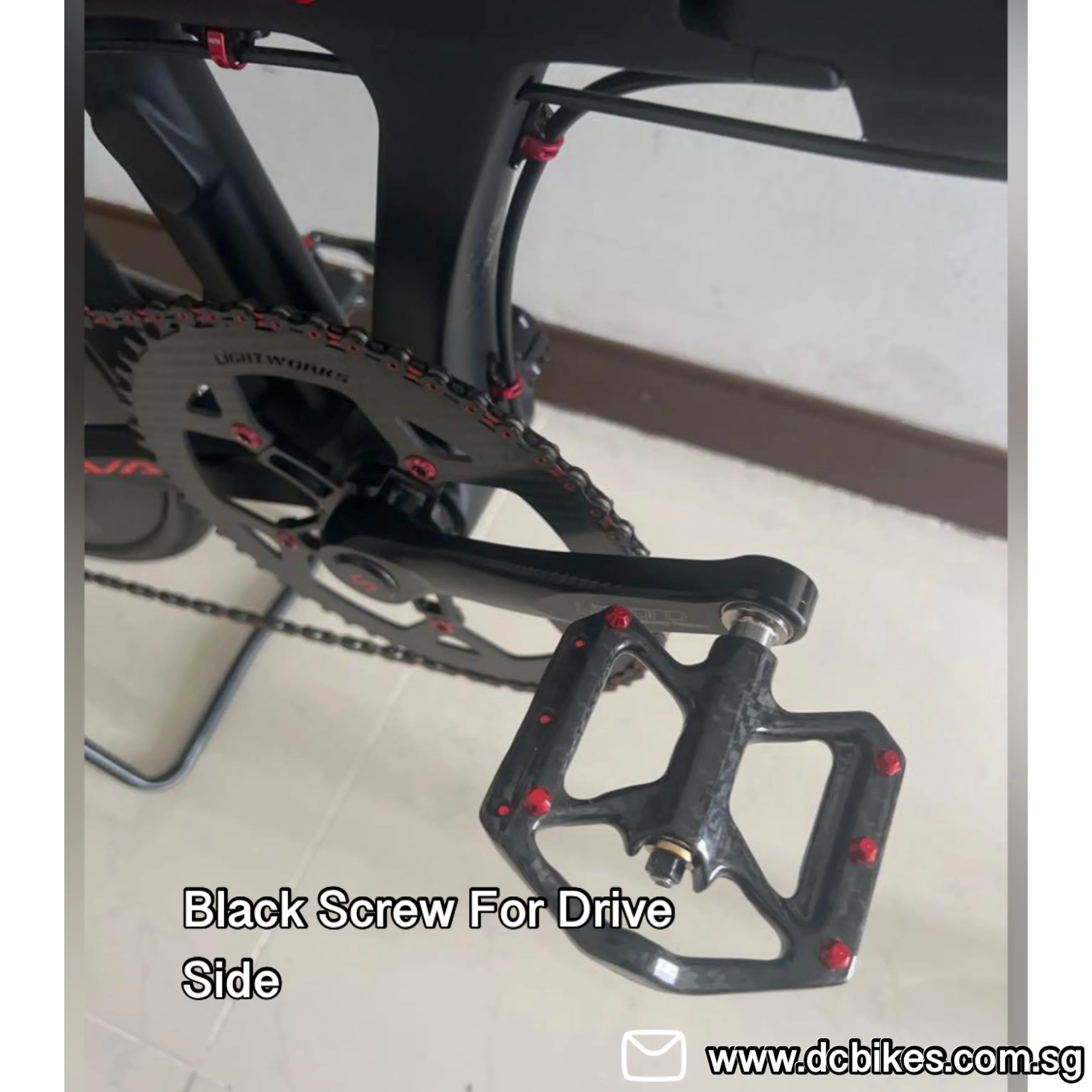 Carbon Fiber   Titanium Axle Ultralight Seal Bearings MTB Road Pedals 177g