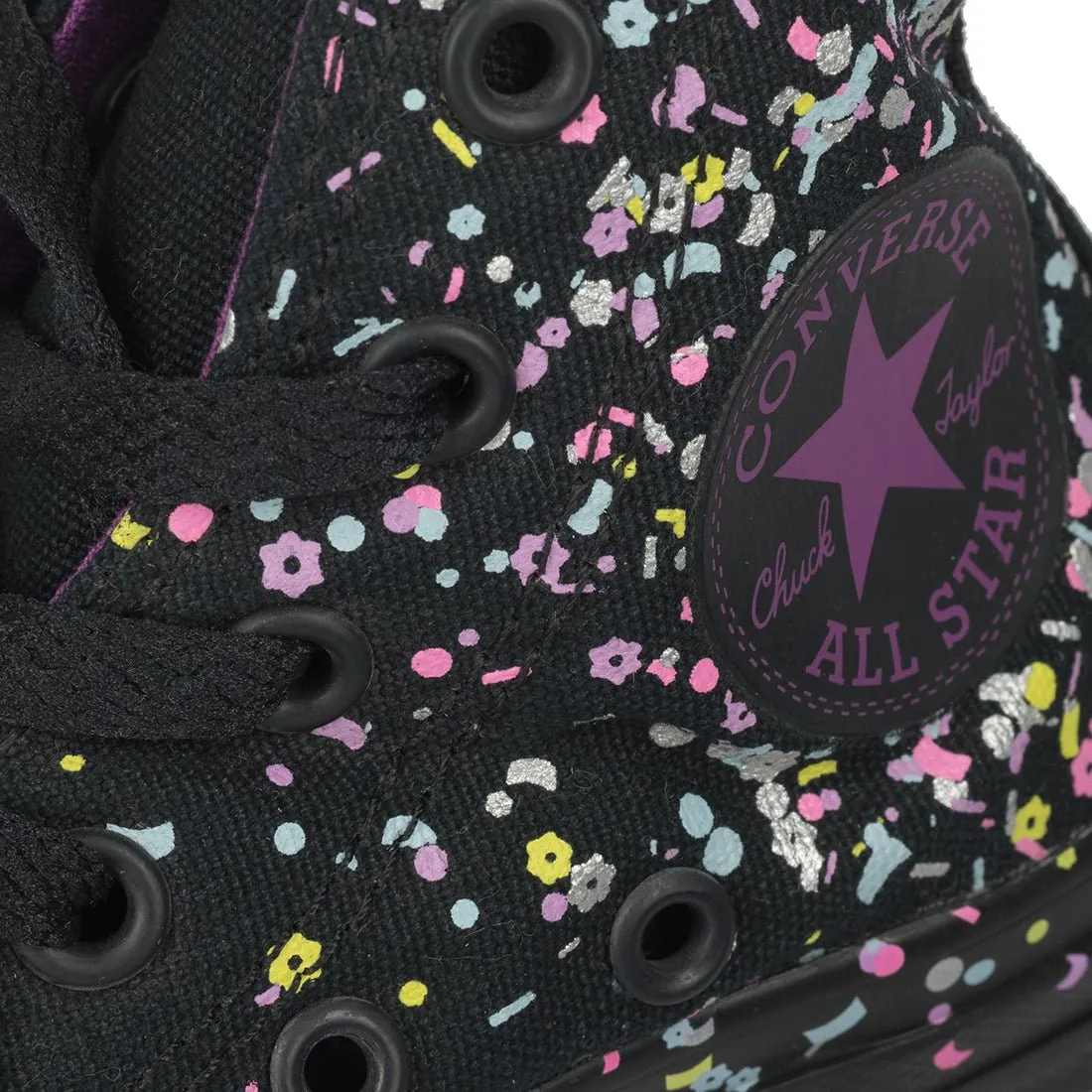 Converse Brand New Sneaker