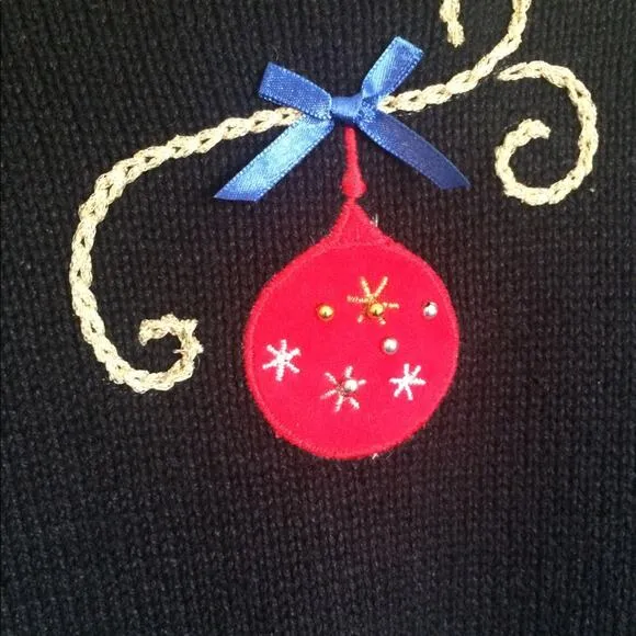 Design originals studio joy festive Christmas sweater L ornaments