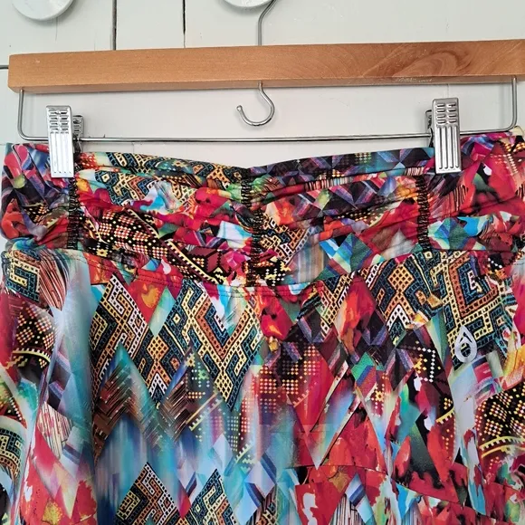 Donajo Abstract Colorful Print 14.5&quot; Skort Skirt SZ 2