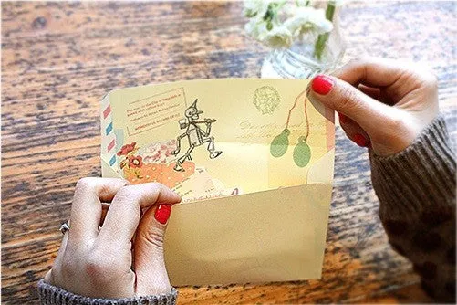 Dorothy Classic Seal Card 02