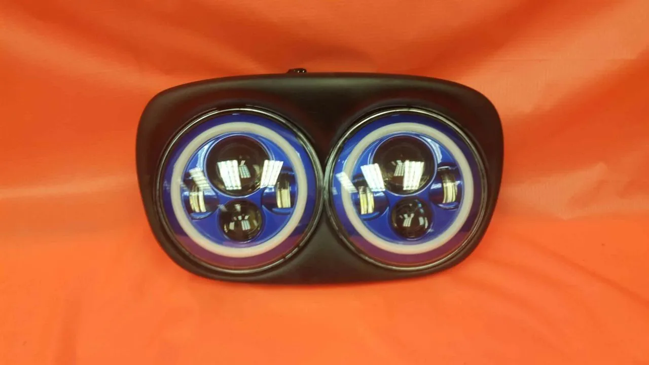 DUAL 7" BLUE DAYMAKER BLUE HALO LED ROAD GLIDE Black Light Bulb Headlight Motorcycle Harley   Bezel