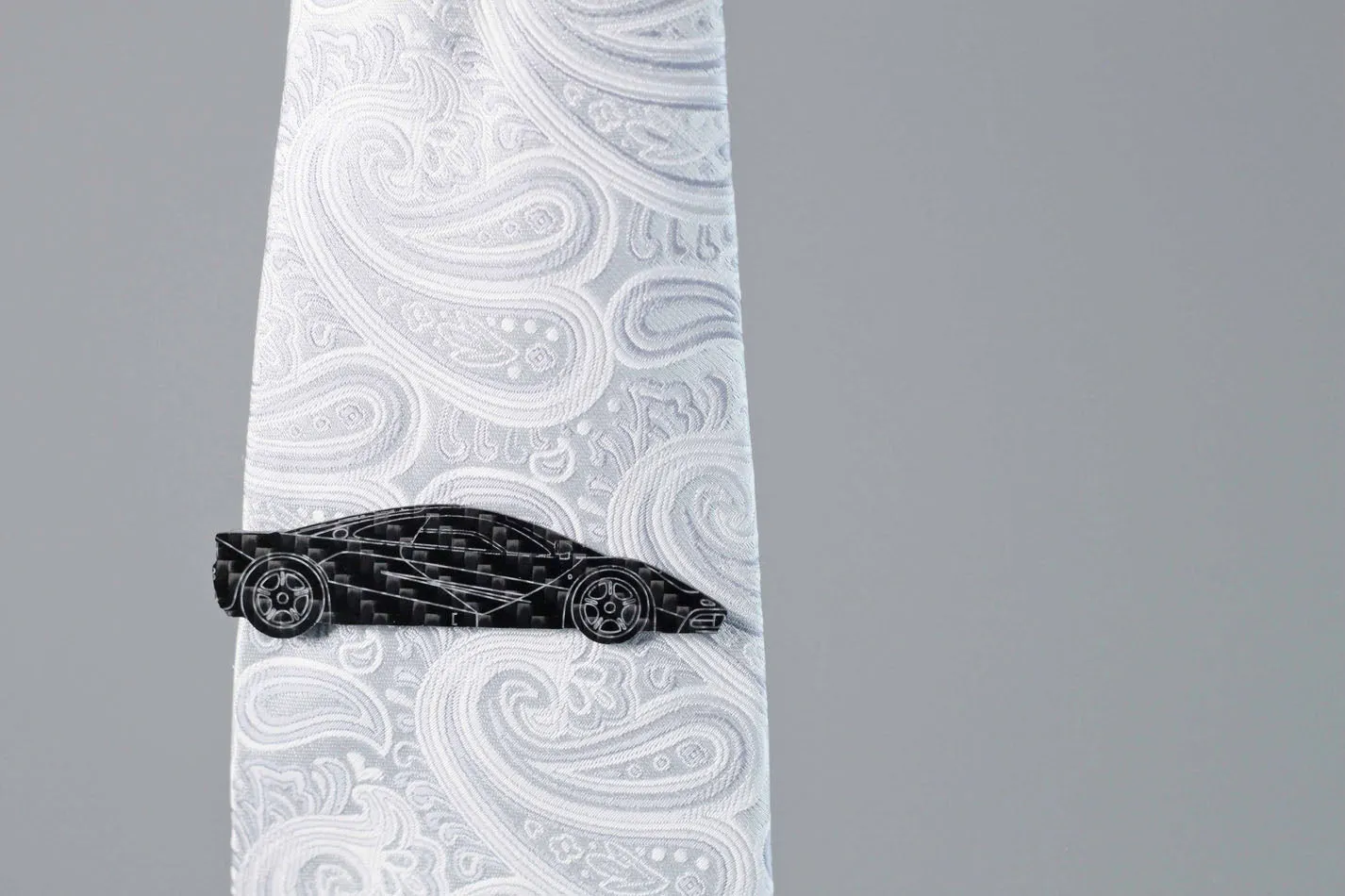 F1 - Carbon fiber tie clip