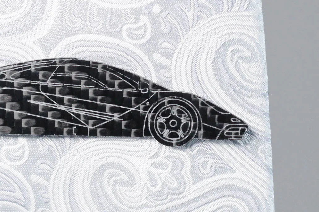 F1 - Carbon fiber tie clip