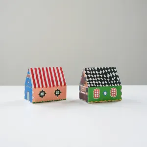 HOUSE MATCHES / BUSBIN