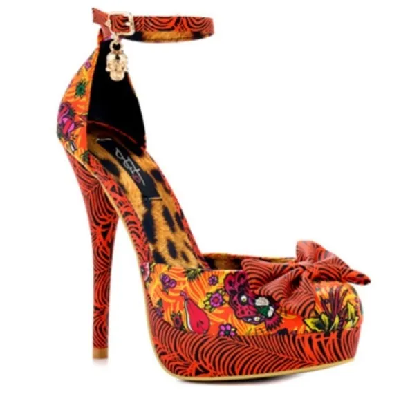 IRON FIST LOCO KOKO PLATFORM HEELS Long Gone Orange Print w/ Charm on Strap sz 9
