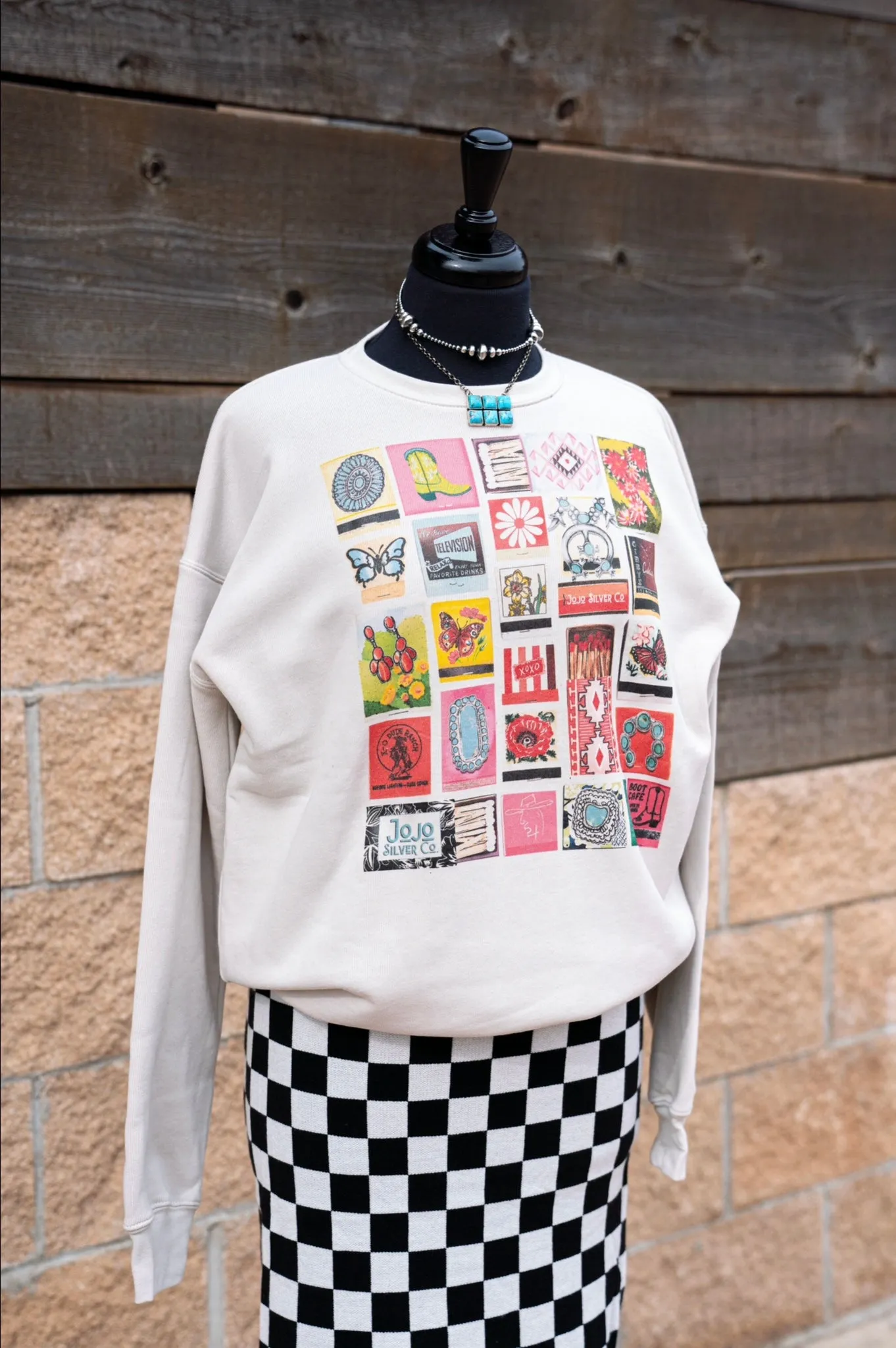 JoJo Merch - Sweatshirt