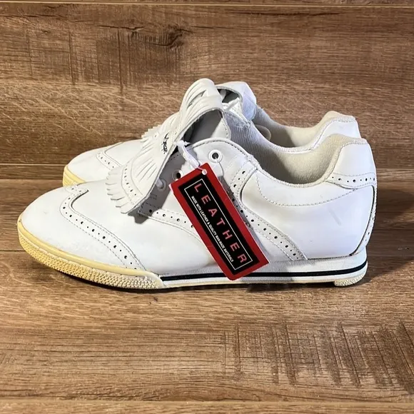 MacGregor Women's Golf Shoes Size 9 Genuine Leather Upper Kiltie 6901 0640