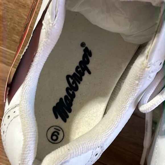 MacGregor Women's Golf Shoes Size 9 Genuine Leather Upper Kiltie 6901 0640