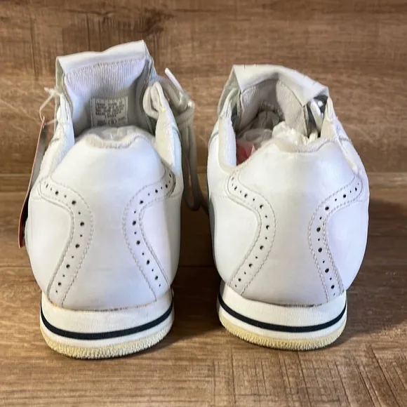 MacGregor Women's Golf Shoes Size 9 Genuine Leather Upper Kiltie 6901 0640