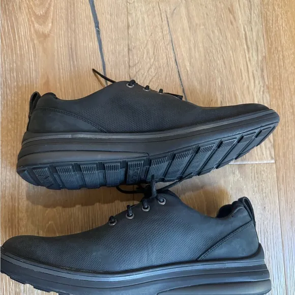 Mark Nason x Sketchers men’s sneakers sz 9.5 NWOT price firm!