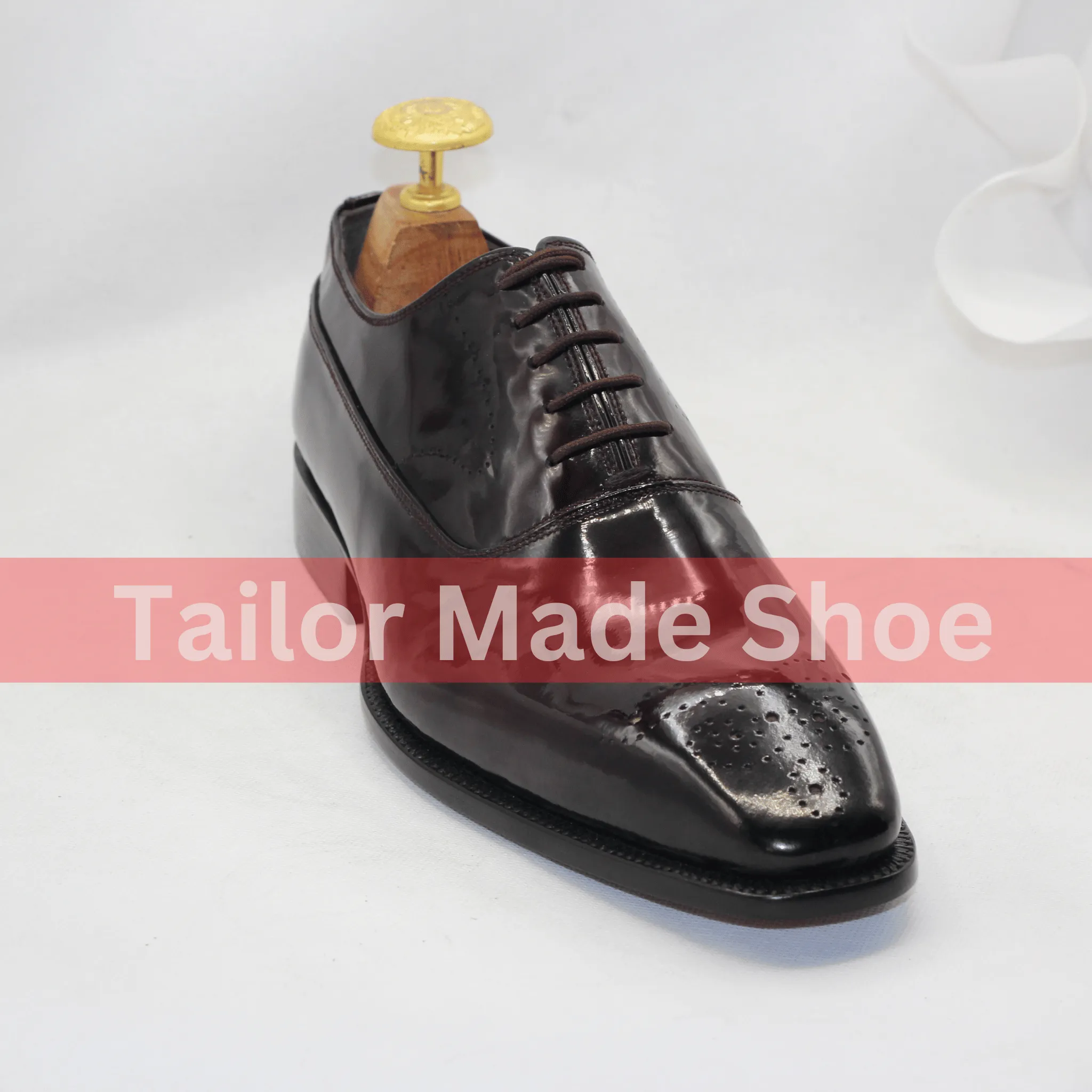 Men's Burgundy Patent Leather Oxford Shoes – Classic Elegance ustom-Made Burgundy Oxford Shoes – Luxury Men's Footwear