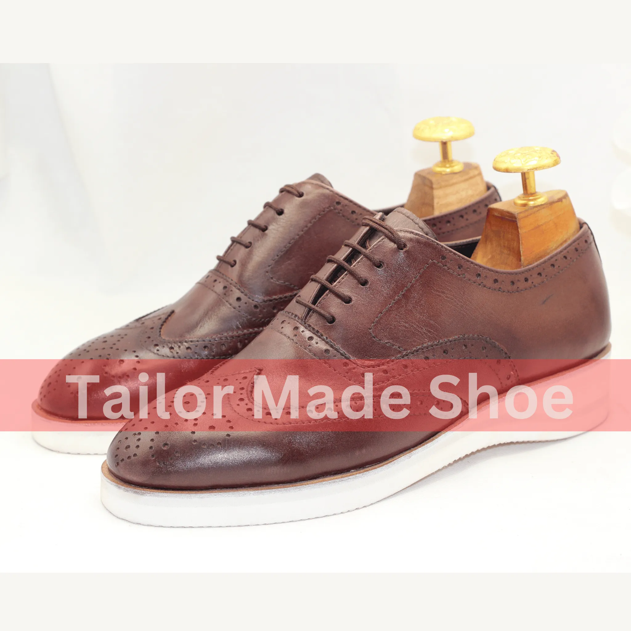 Men's Classic Brown Leather Brogue Shoes with White Sole Versatile Brown Brogue Shoes – Perfect for Formal or Casual Wear