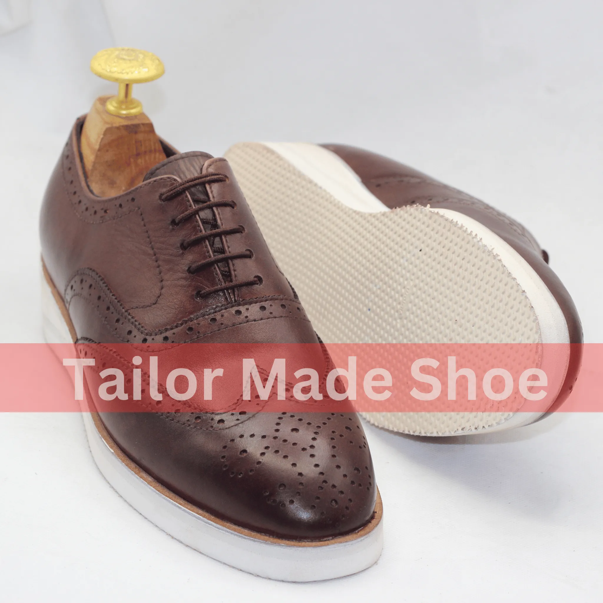 Men's Classic Brown Leather Brogue Shoes with White Sole Versatile Brown Brogue Shoes – Perfect for Formal or Casual Wear