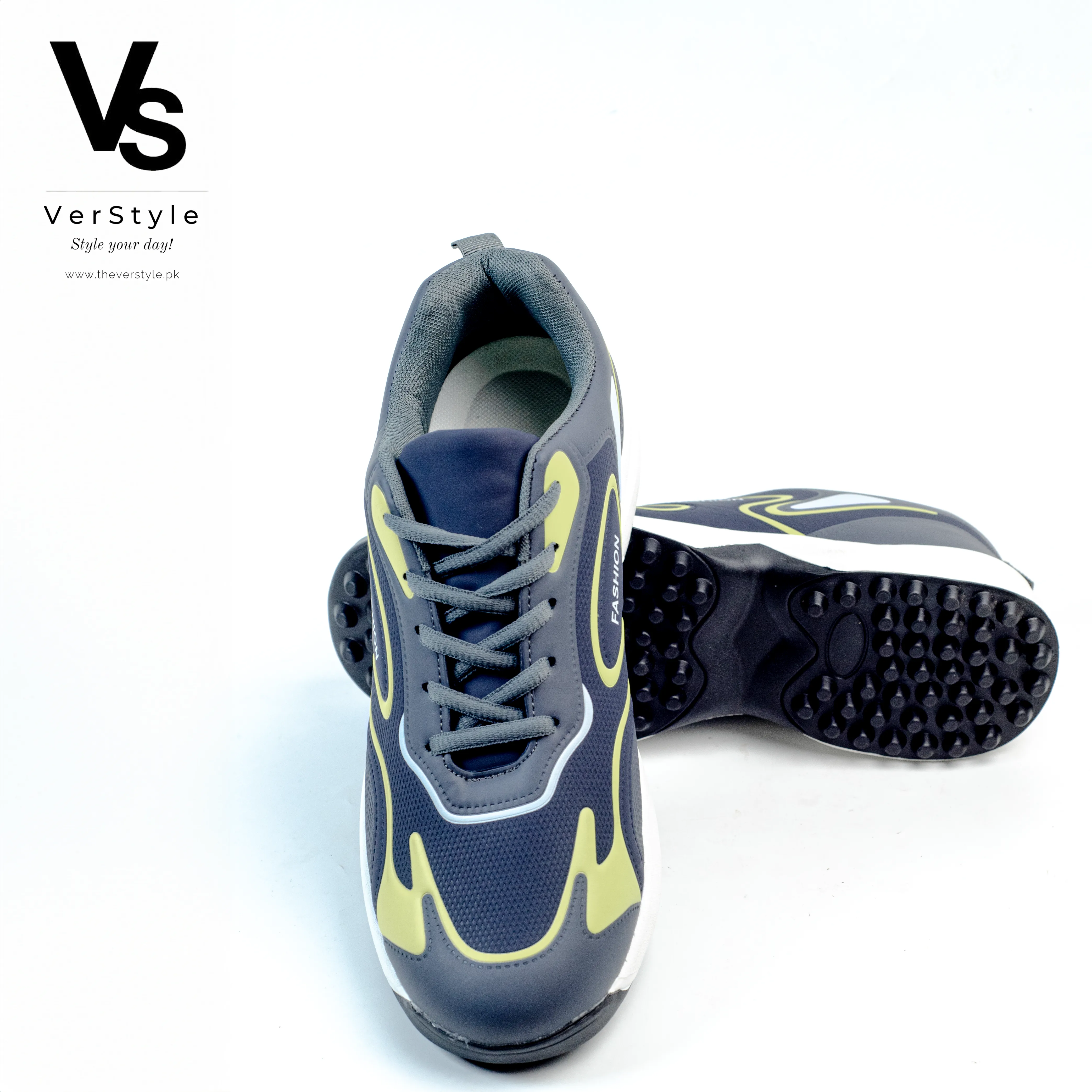 Men’s Gripper Shoes