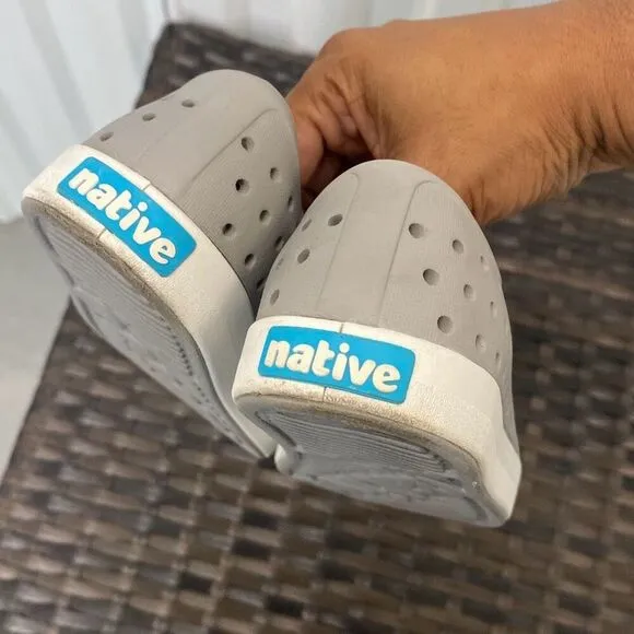 Native Jefferson kid shoes children’s size 12