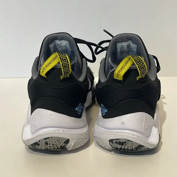 Nike Giannis Immortality 2 Black Basketball Sneakers Men’s 7.5 Shoes DM0825-001