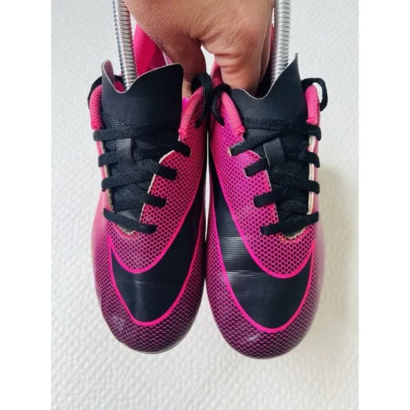 Nike Jr Bravata II FG Soccer Cleat 844442-600 Pink Blast, Black, Kids Size 3.5Y