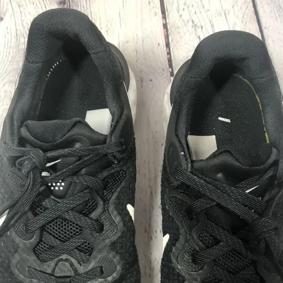 Nike renew black