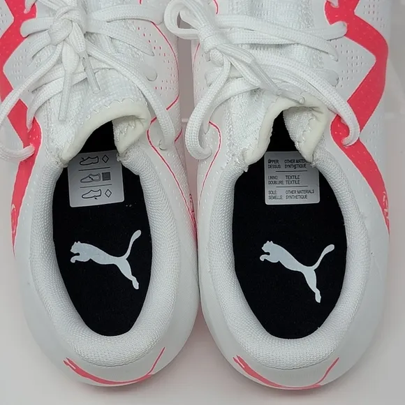 Puma Future Play FG/AG Youth Size 6.5 Soccer Cleats White/Pink 107388-01 New
