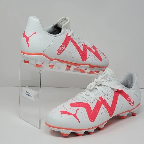 Puma Future Play FG/AG Youth Size 6.5 Soccer Cleats White/Pink 107388-01 New