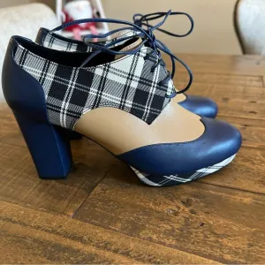 Shoes of Prey plaid heeled loafer - Size European 38