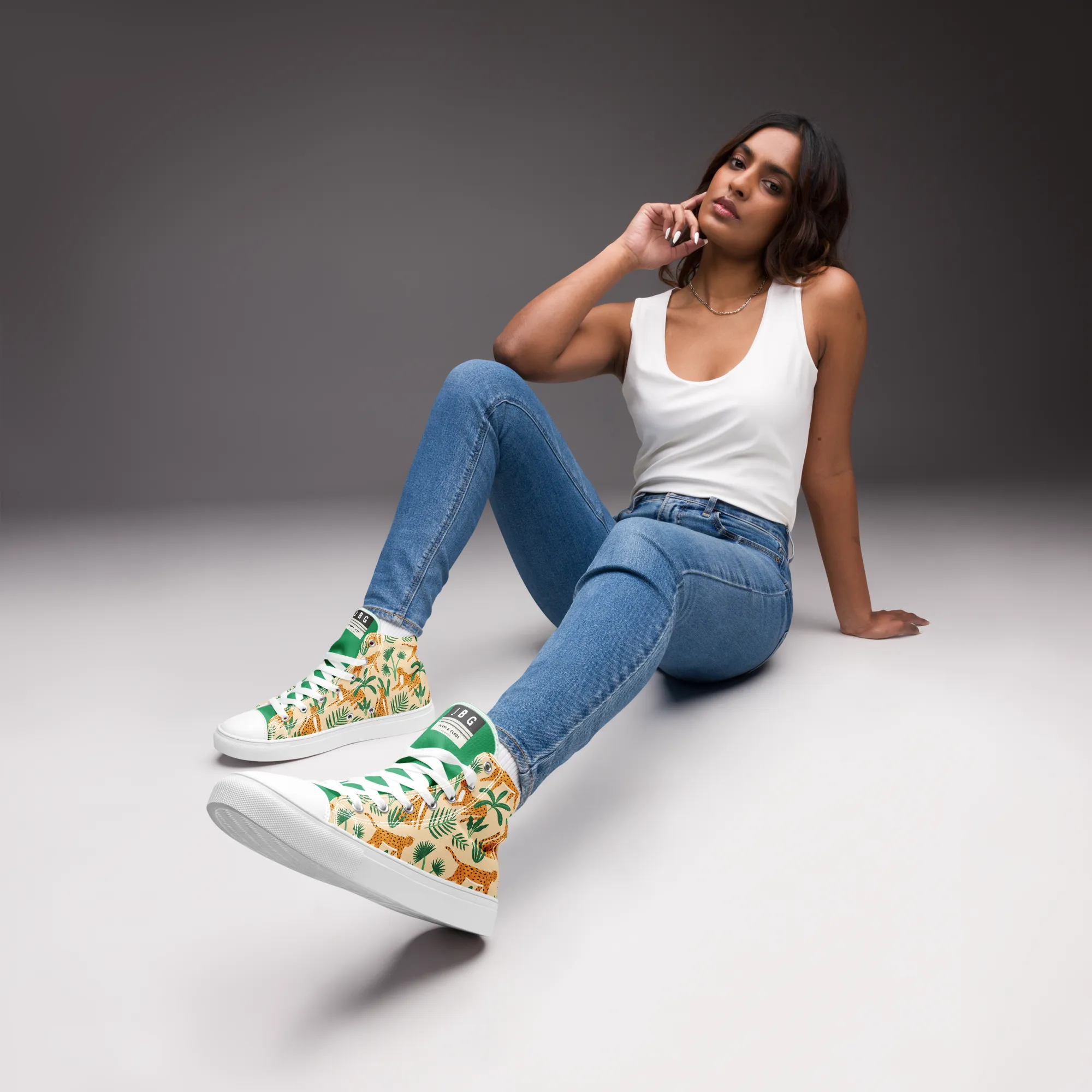 Tarangire - Women’s high top canvas shoes