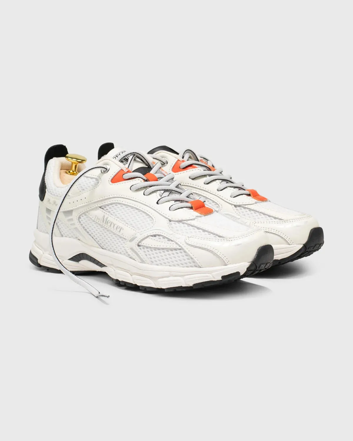 The re-run city in off white