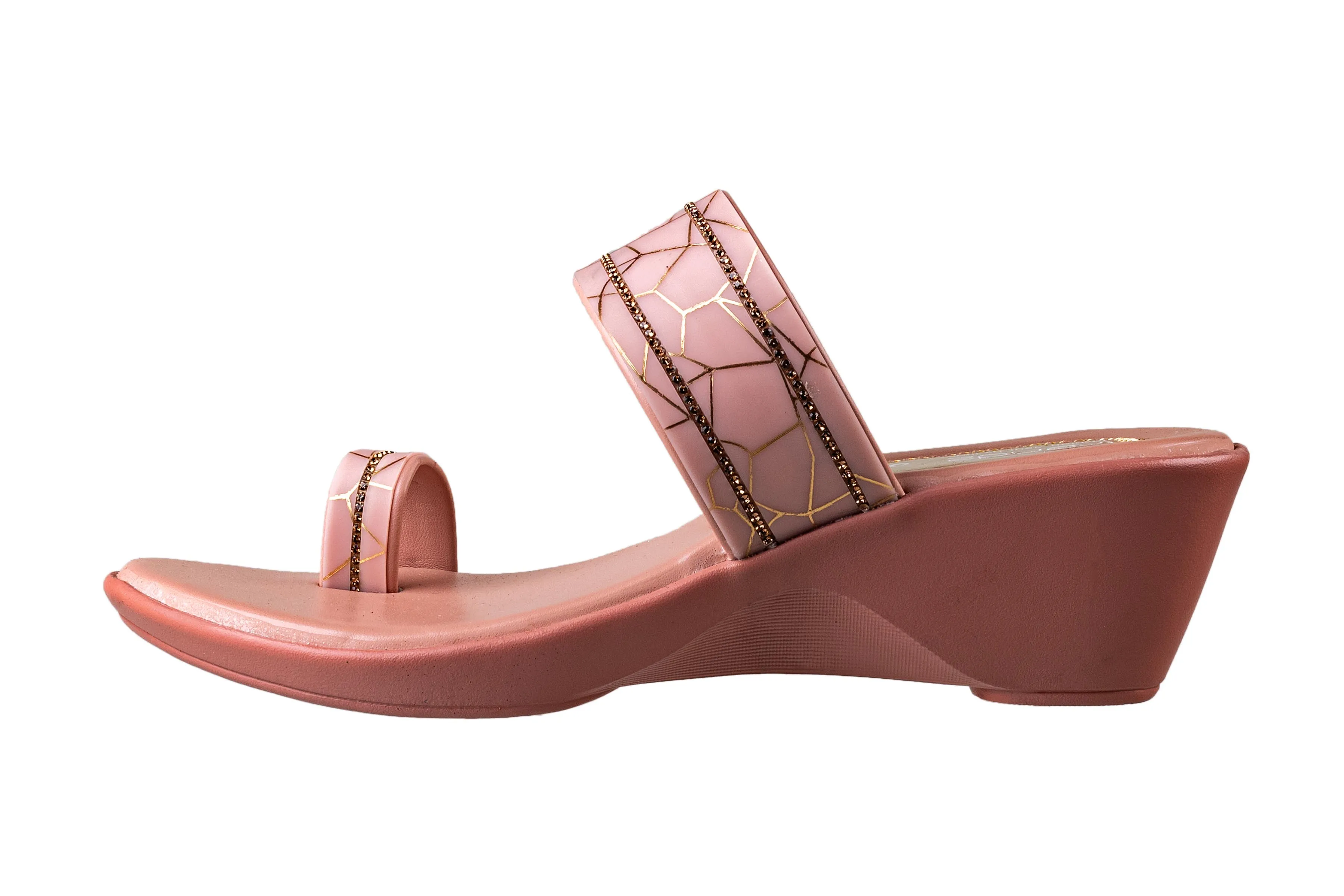 Trendz Ladies Peach Chappal