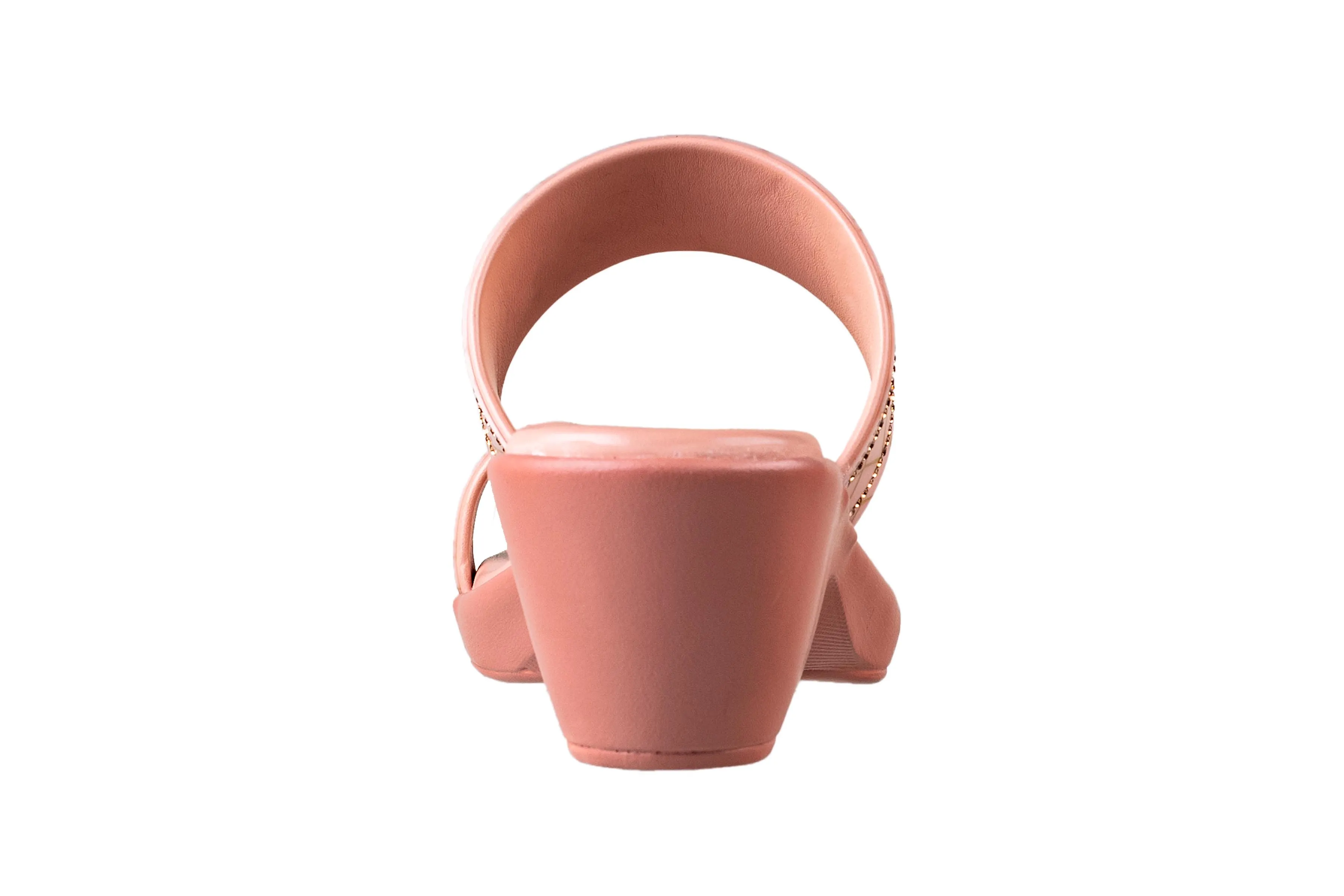 Trendz Ladies Peach Chappal