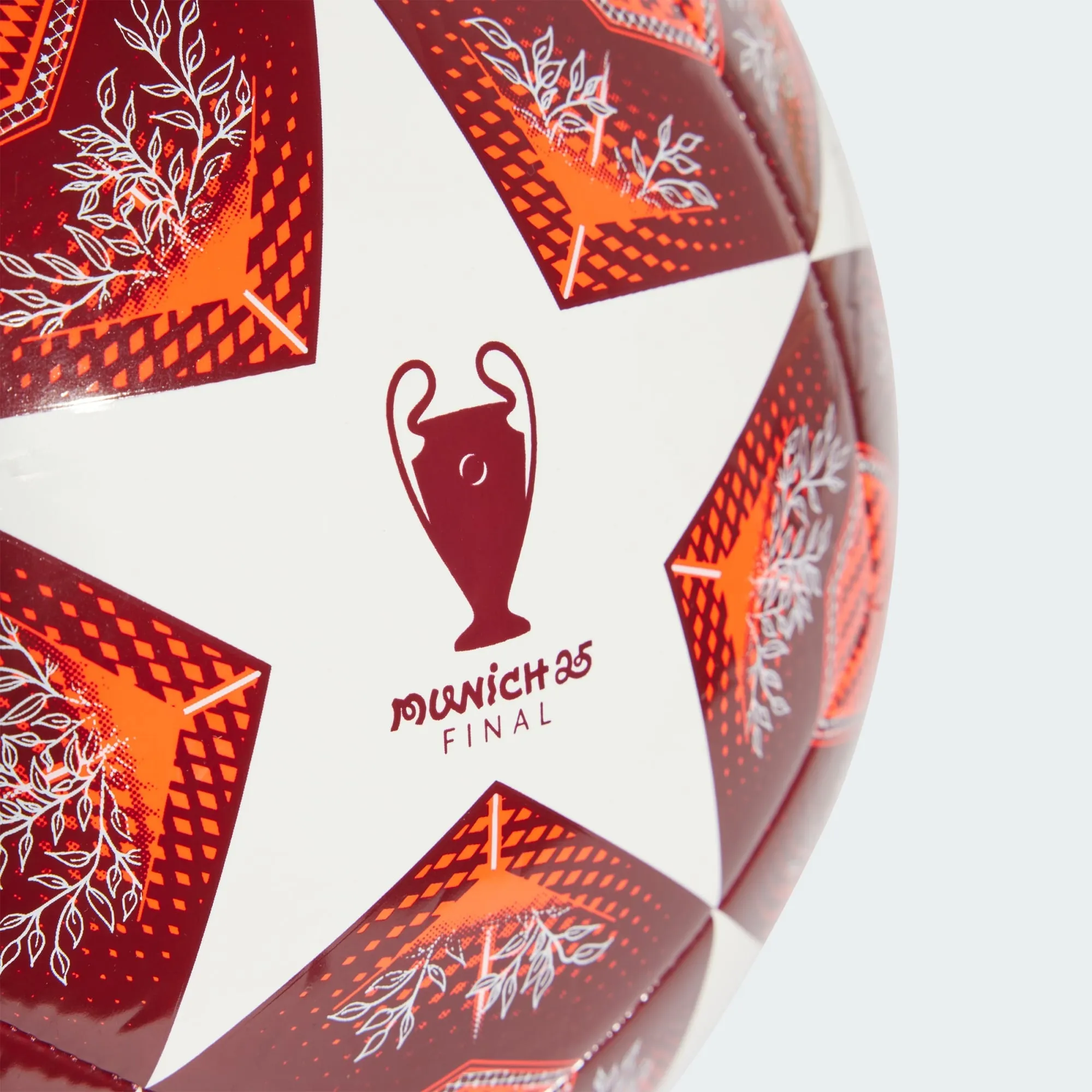 UCL Club 24/25 Knockout Phase Ball