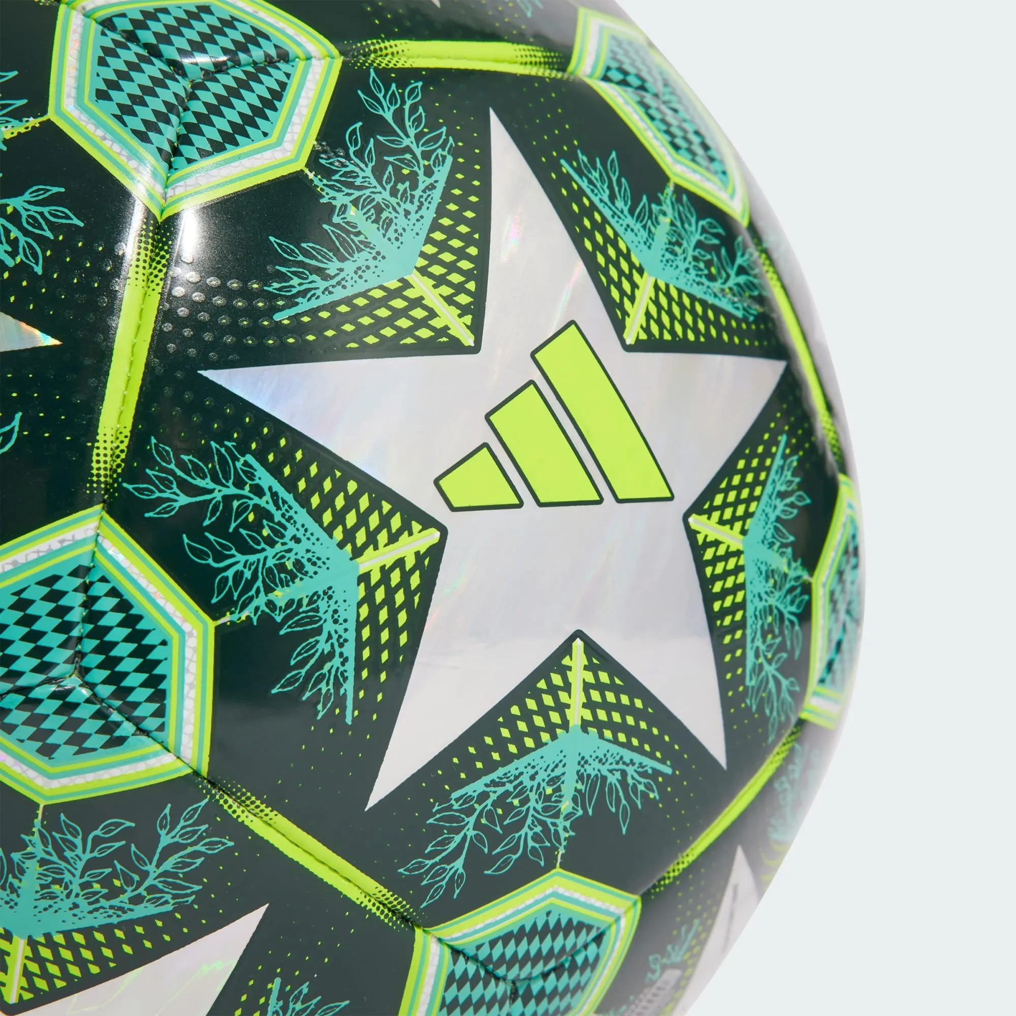 UCL Training 24/25 Knockout Stages Foil Ball