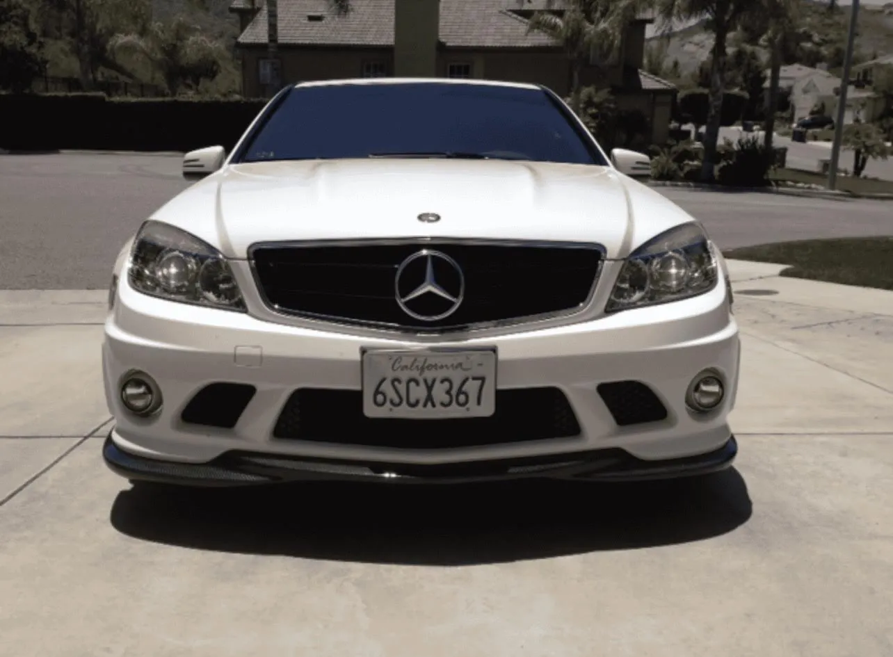 W204 Pre Facelift C63 AMG Godhand Style Carbon Fiber Front Lip